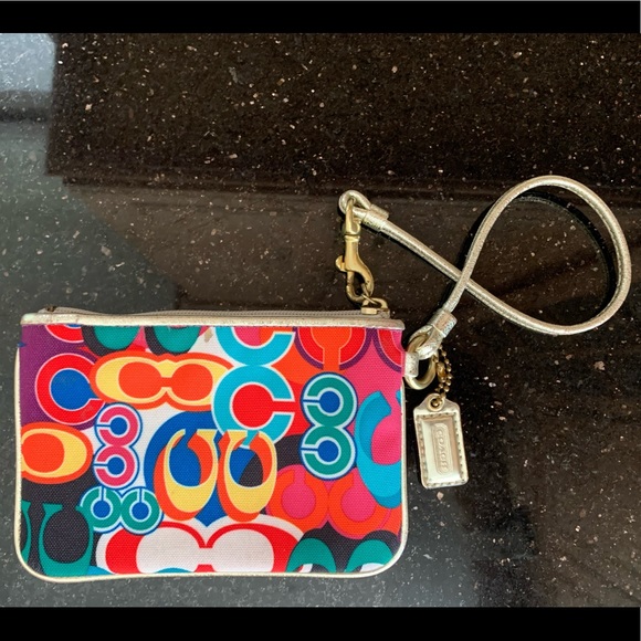💙💖💛 Coach Authentic Colorful Wristlet 💙💖💛 - Picture 3 of 6